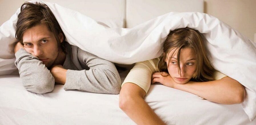 muller e home enfadados con pouca potencia