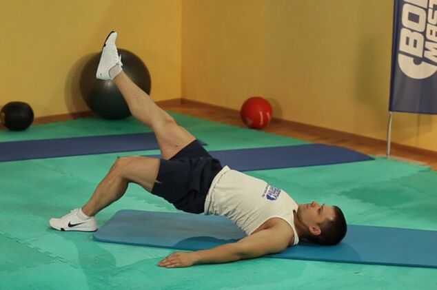 Exercicio Gluteal Bridge para regular a potencia nun home